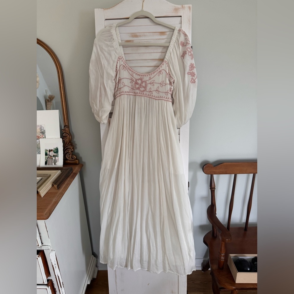 Free People white maxi dress xs NWT